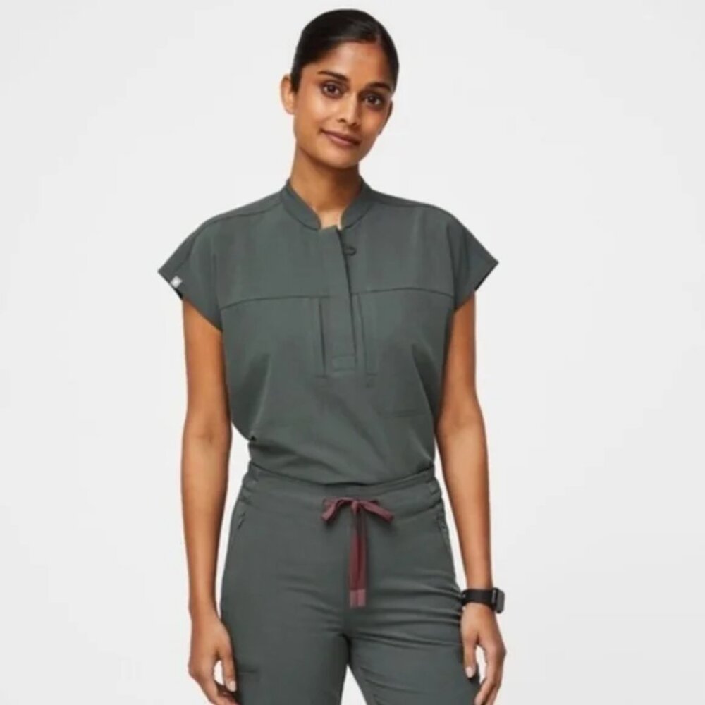 Figs Blake Relaxed Oversized Scrub Top